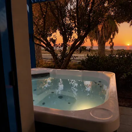 Dom wakacyjny Seafront With Private Pool Peja